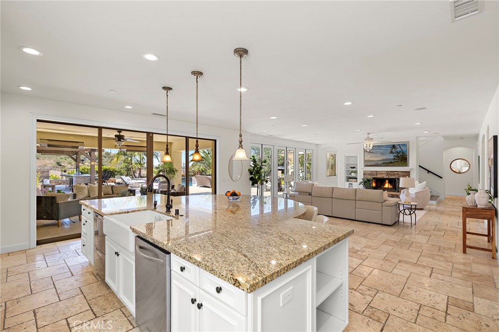 31891 Paseo Navarra Property Photo 8