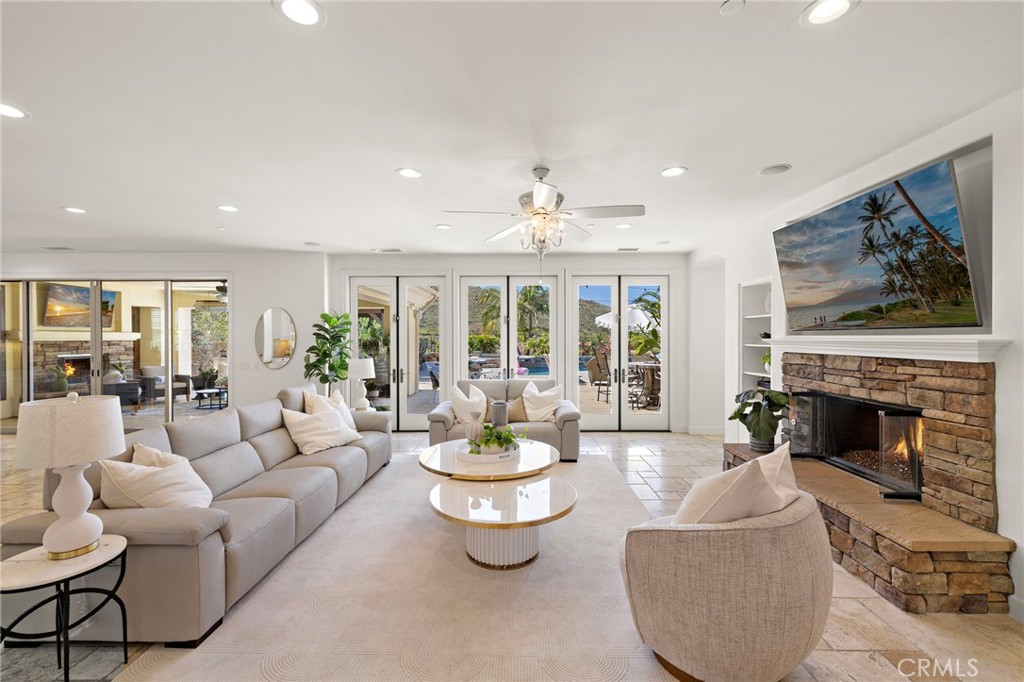 31891 Paseo Navarra Property Photo 14