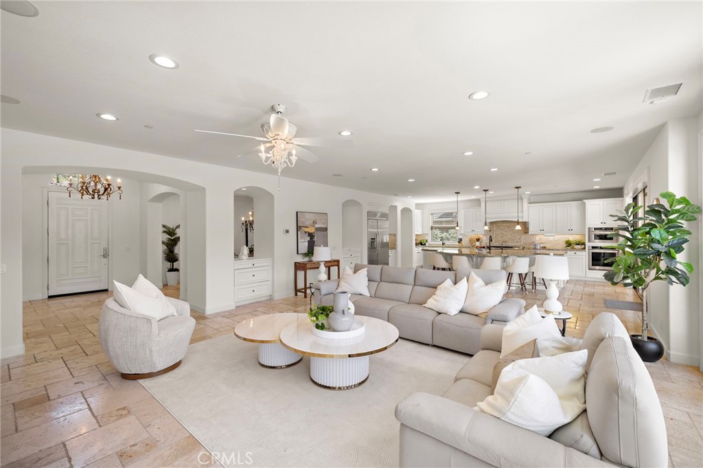 31891 Paseo Navarra Property Photo 15