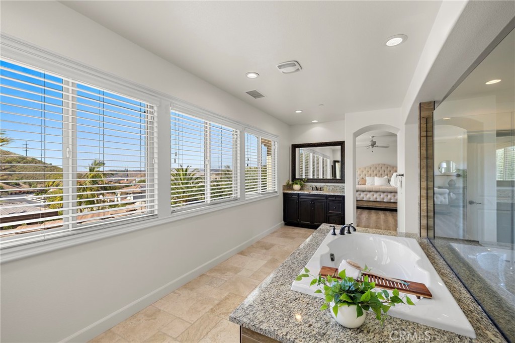 31891 Paseo Navarra Property Photo 28
