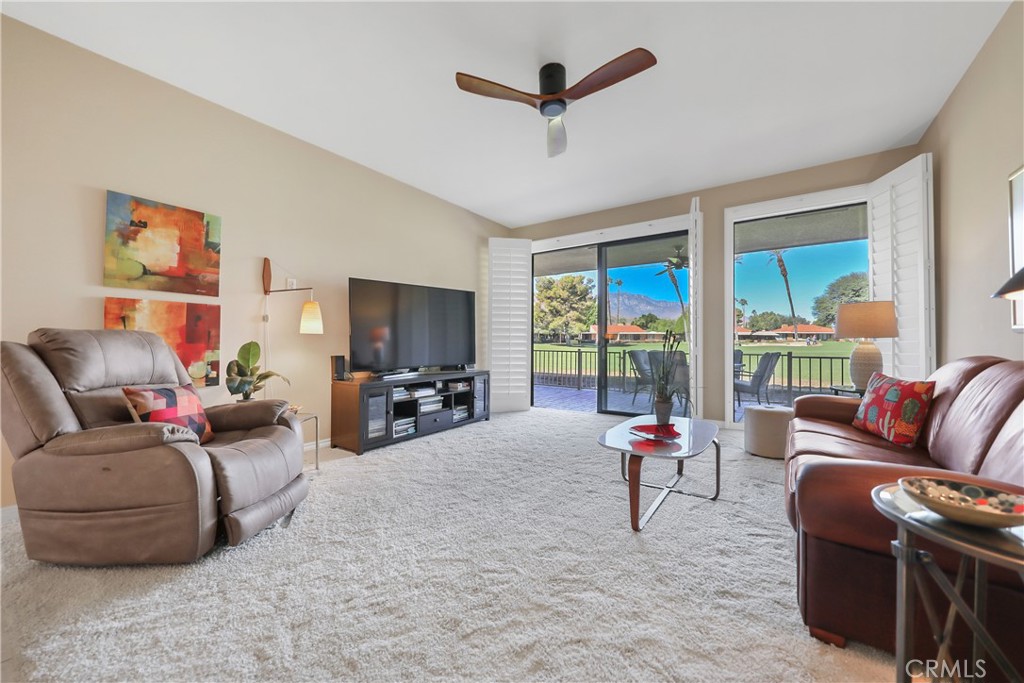 48 Palma Property Photo 3