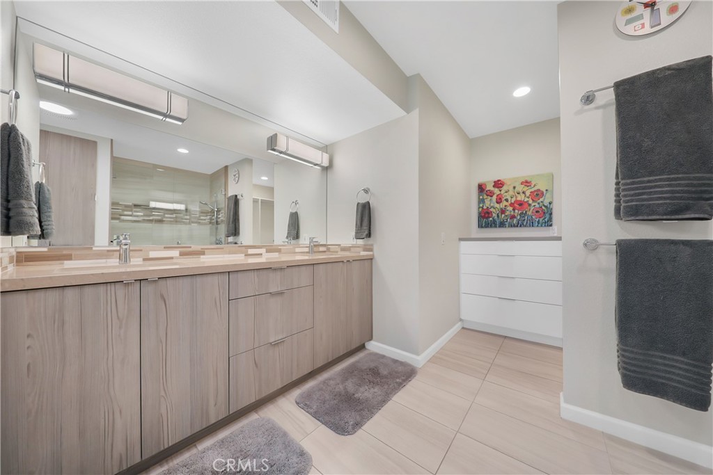 48 Palma Property Photo 11