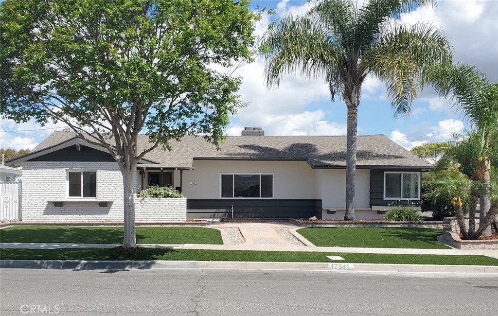 17341 Roseleaf Property Photo 3
