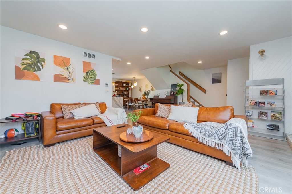 8 Deodar Property Photo 15