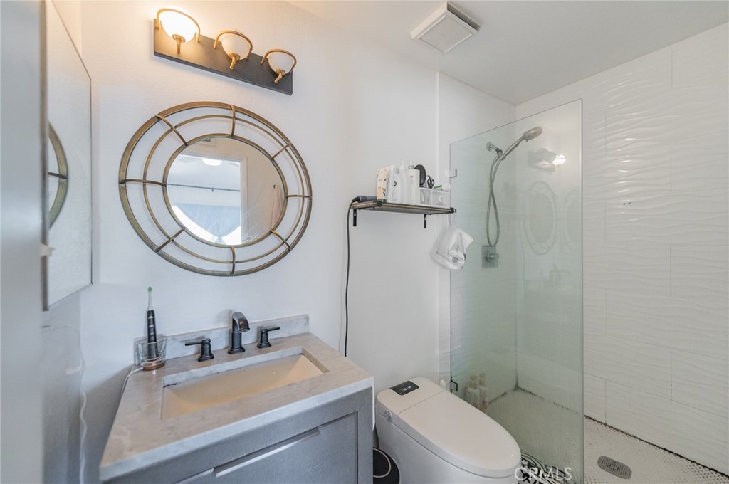 8 Deodar Property Photo 27