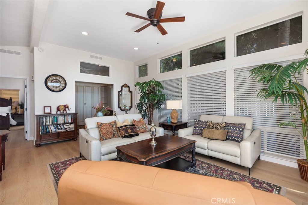 30802 Coast G12 Property Photo 14