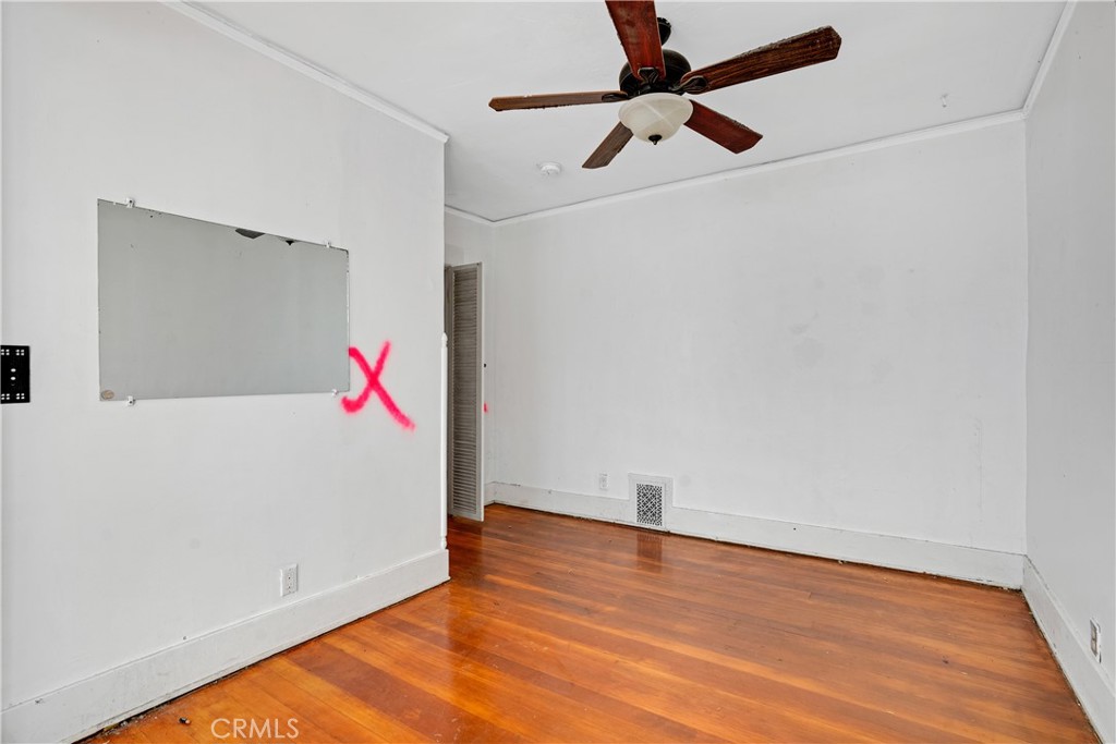 1527 S Wilton Property Photo 20