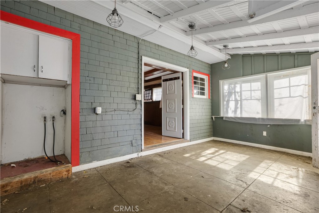 1527 S Wilton Property Photo 40