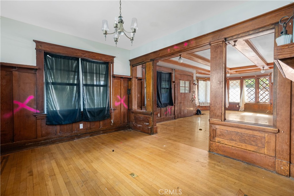 1527 S Wilton Property Photo 43