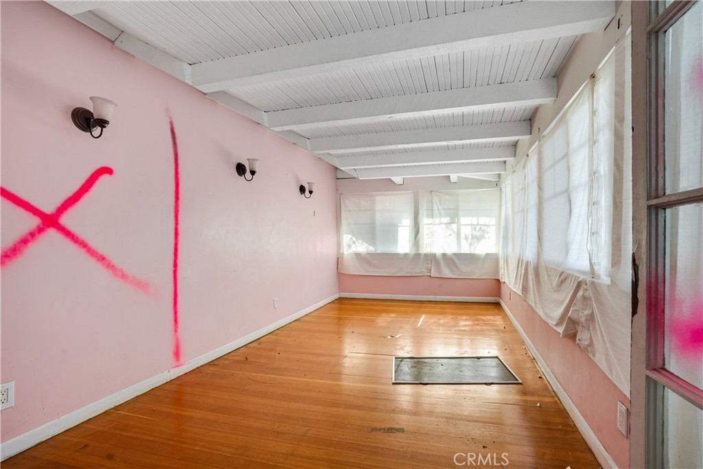 1527 S Wilton Property Photo 45