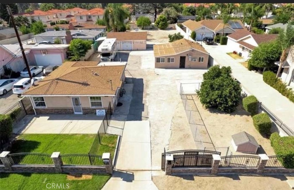 4323 Bannister Property Photo 2