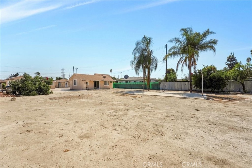 4323 Bannister Property Photo 18