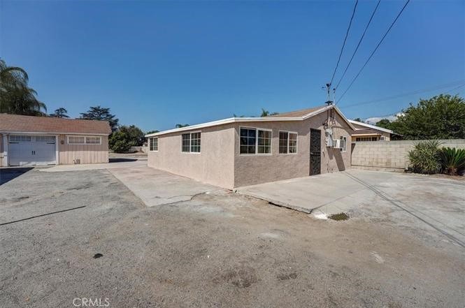 4325 Bannister Property Photo 5