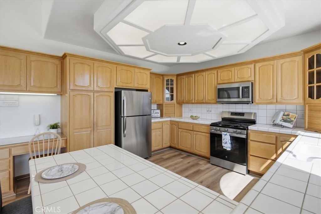 16262 Oak Springs Property Photo 17