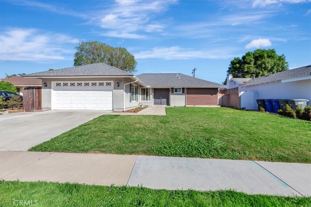 24132 Palmek Circle Property Photo 1
