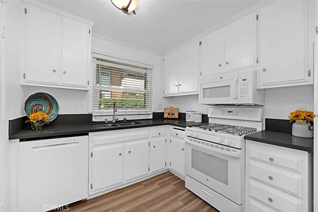 31515 Lindero Canyon Road 5 Property Photo 13