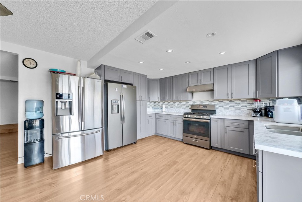 2111 Whitestone Drive Property Photo 14