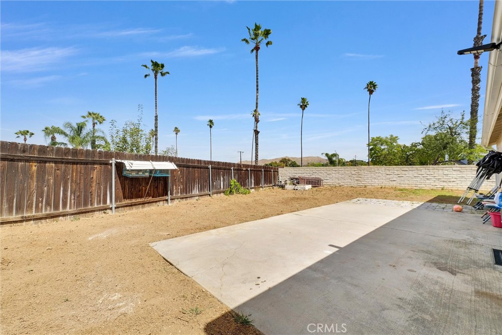 2111 Whitestone Drive Property Photo 27