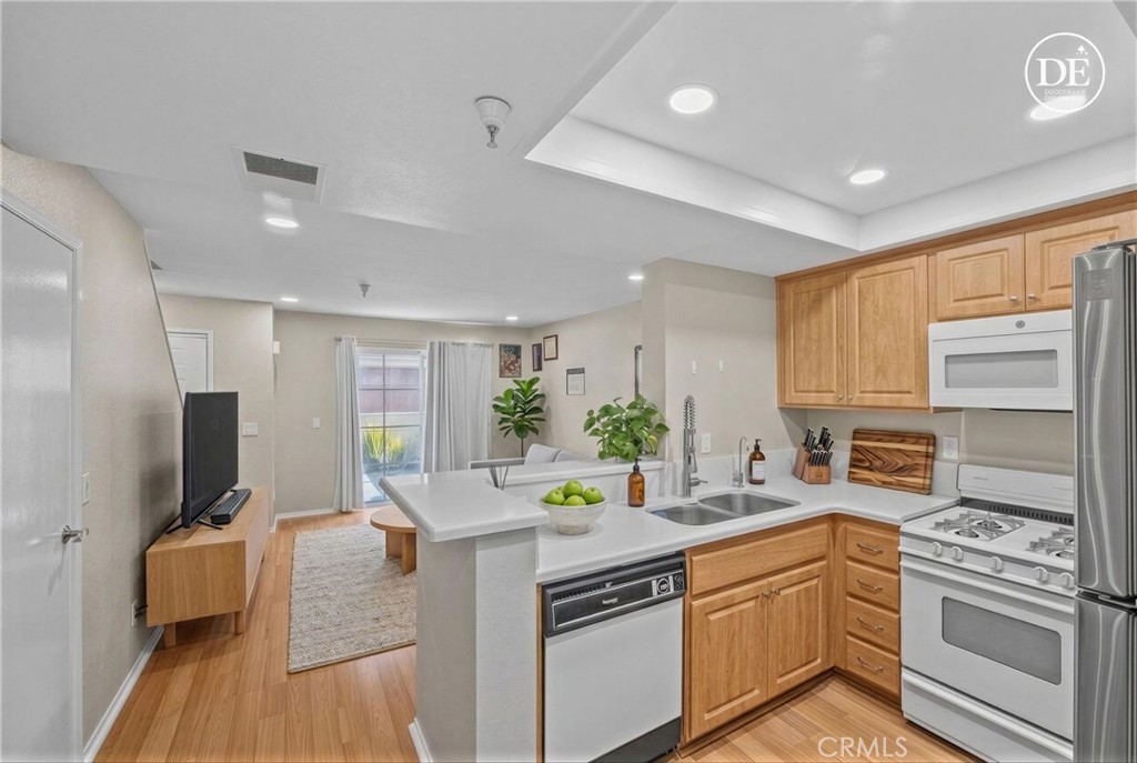 12677 8th Street Property Photo 4