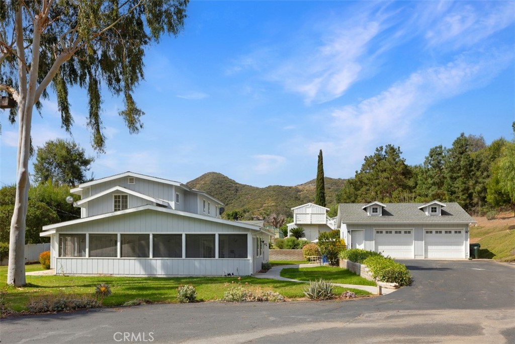 35768 Rice Canyon Property Photo 1