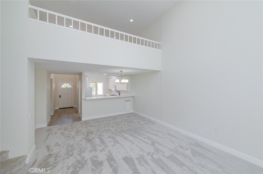 46 Villa Point Property Photo 18