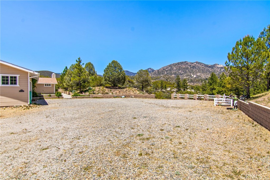36350 Butterfly Peak Property Photo 9