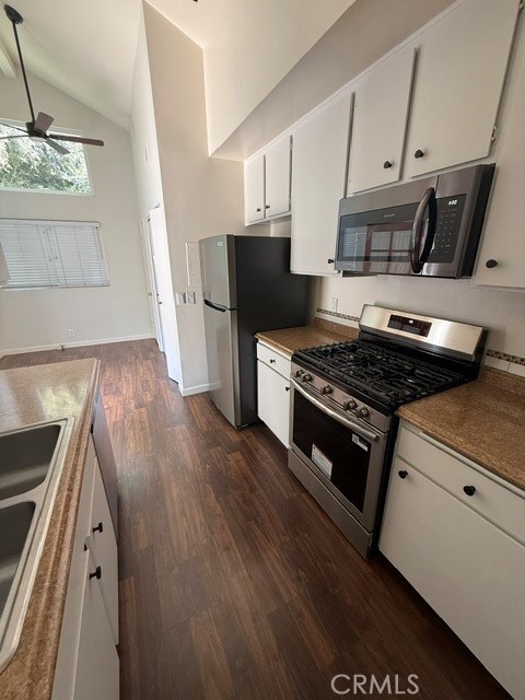 700 E Lake Drive 52 Property Photo 10