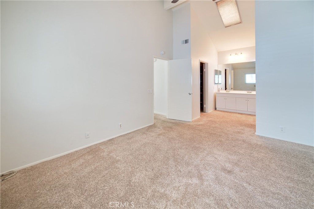 700 E Lake Drive 52 Property Photo 15