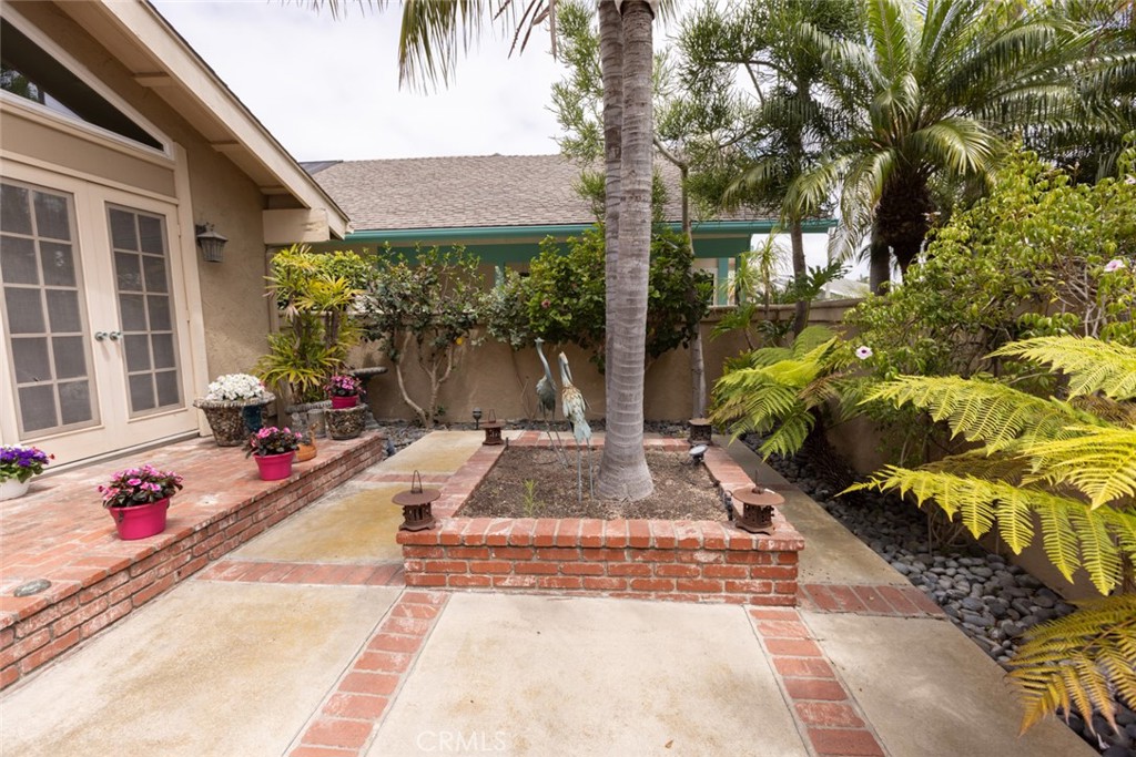 16591 Wanderer Lane Property Photo 7