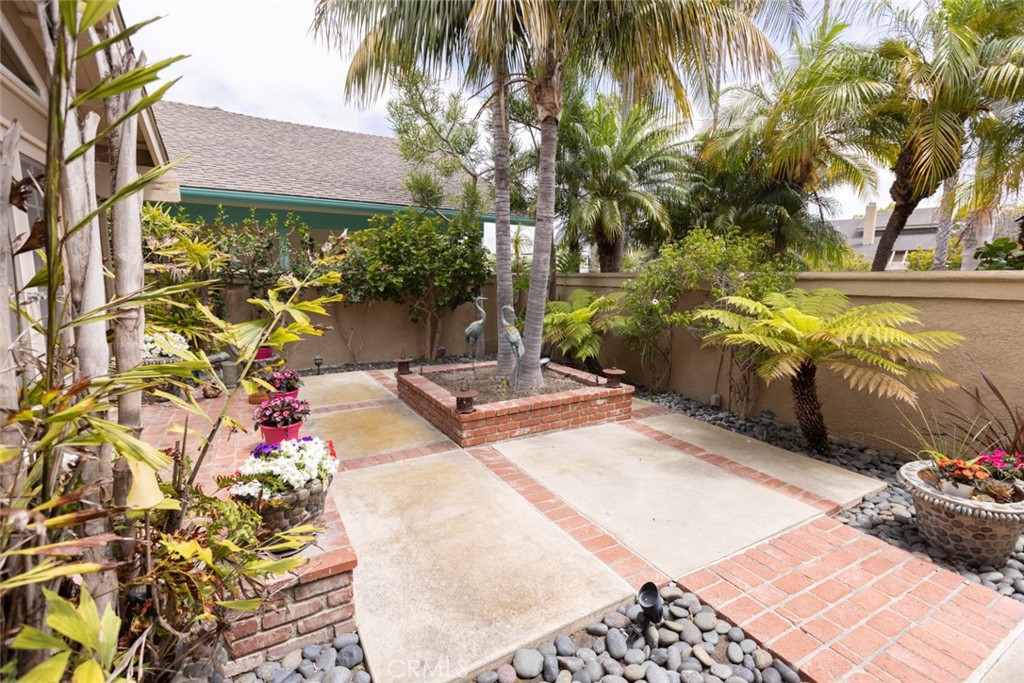 16591 Wanderer Lane Property Photo 8