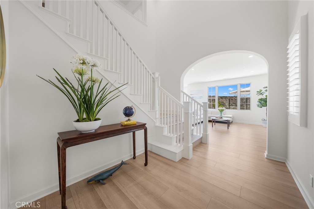 246 Canterbury Property Photo 6