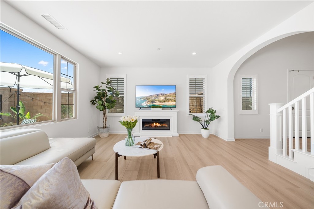 246 Canterbury Property Photo 16
