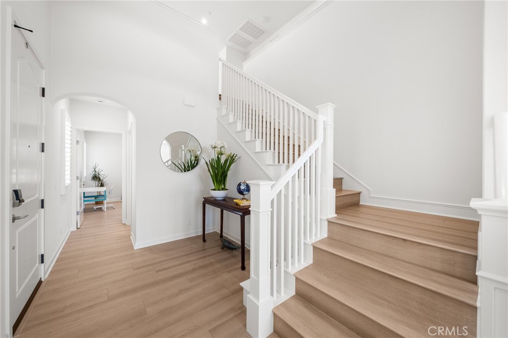 246 Canterbury Property Photo 17