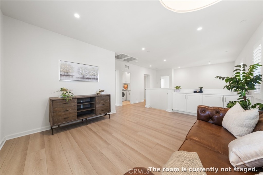 246 Canterbury Property Photo 28