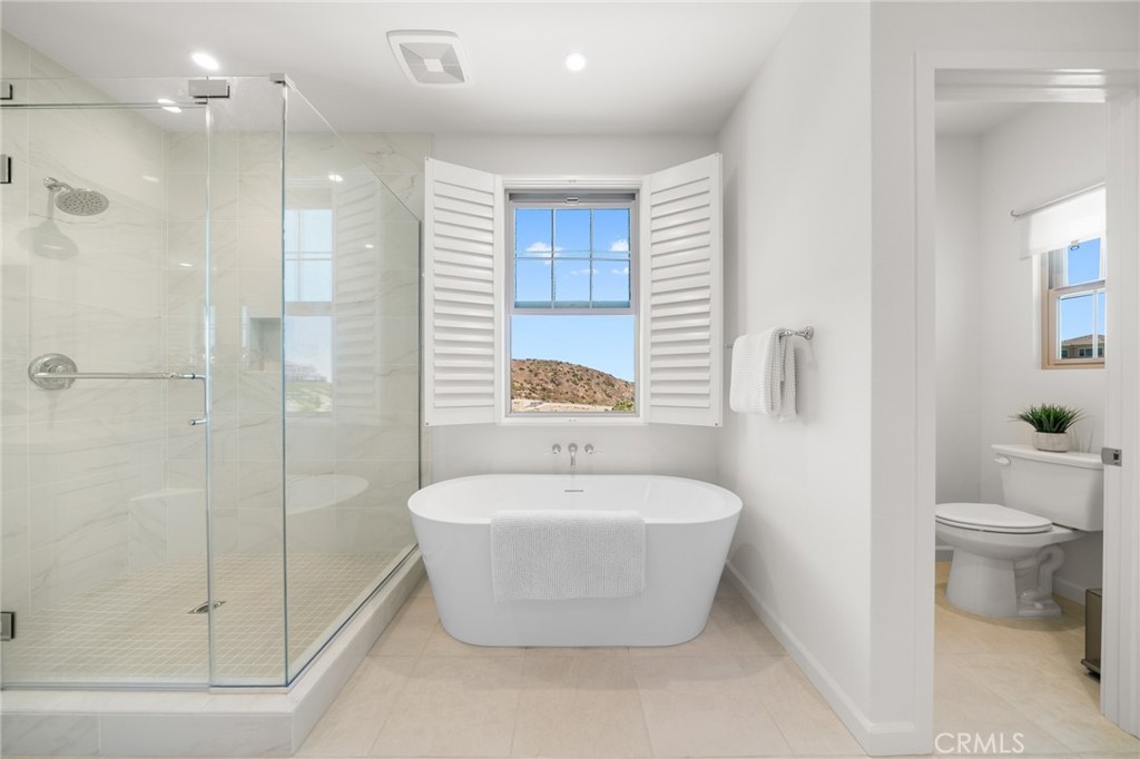 246 Canterbury Property Photo 36