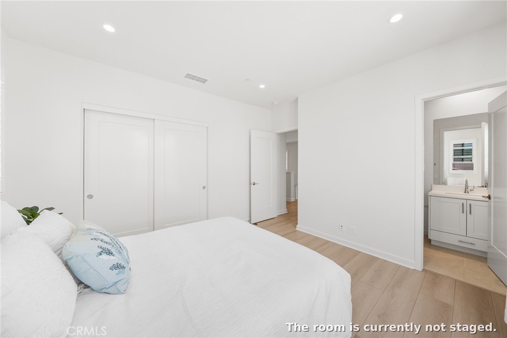 246 Canterbury Property Photo 42