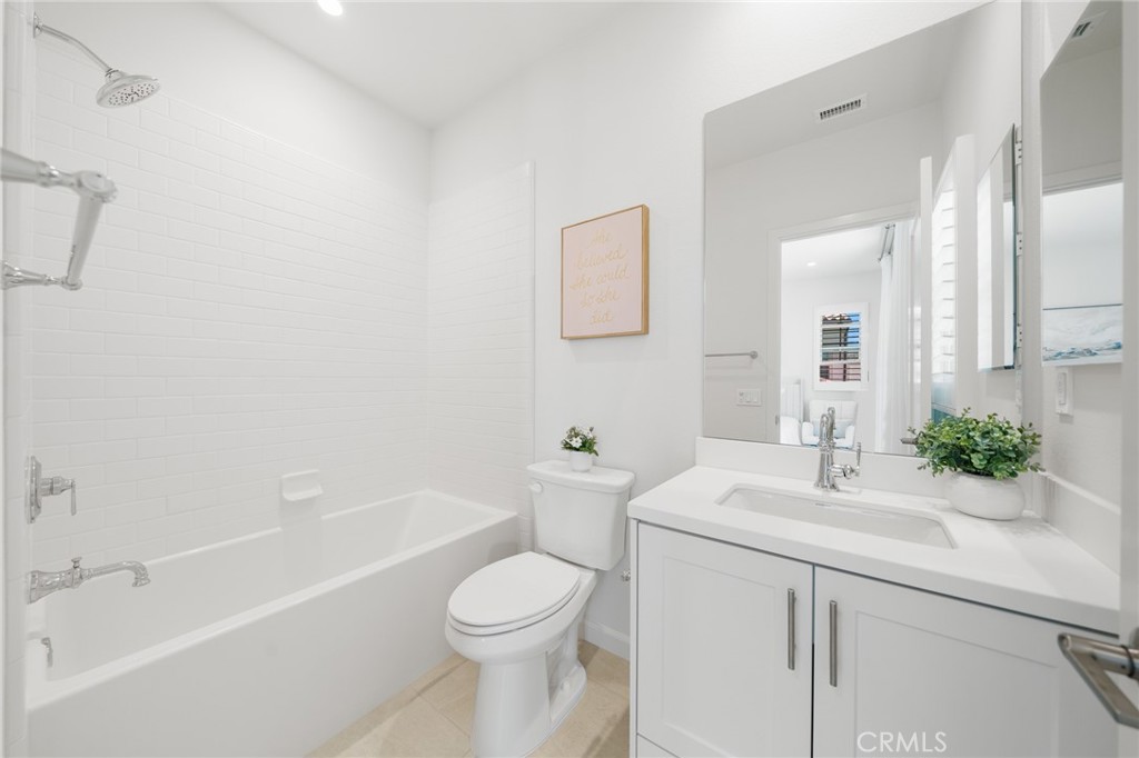 246 Canterbury Property Photo 43