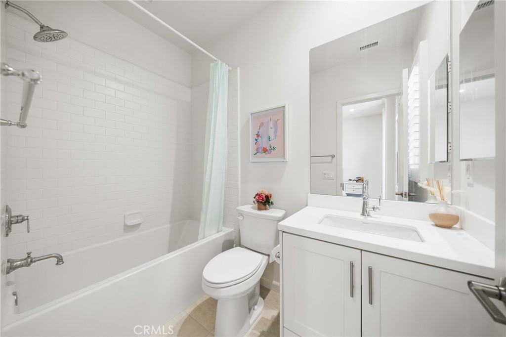 246 Canterbury Property Photo 46