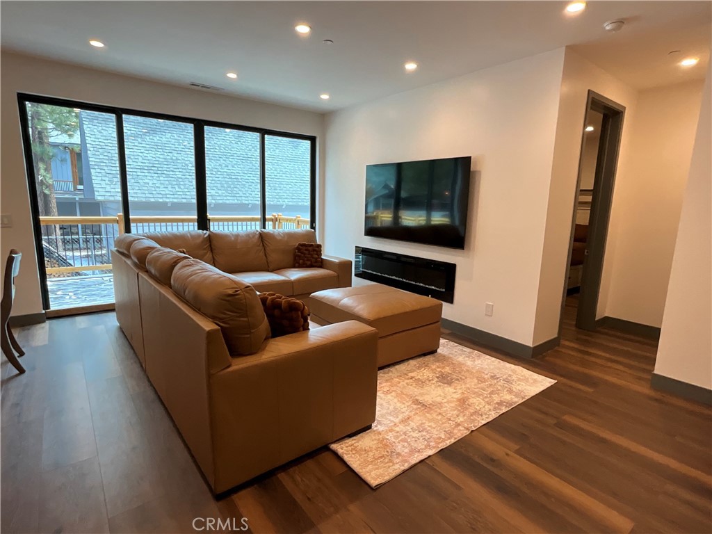 916 Michael Avenue Property Photo 3
