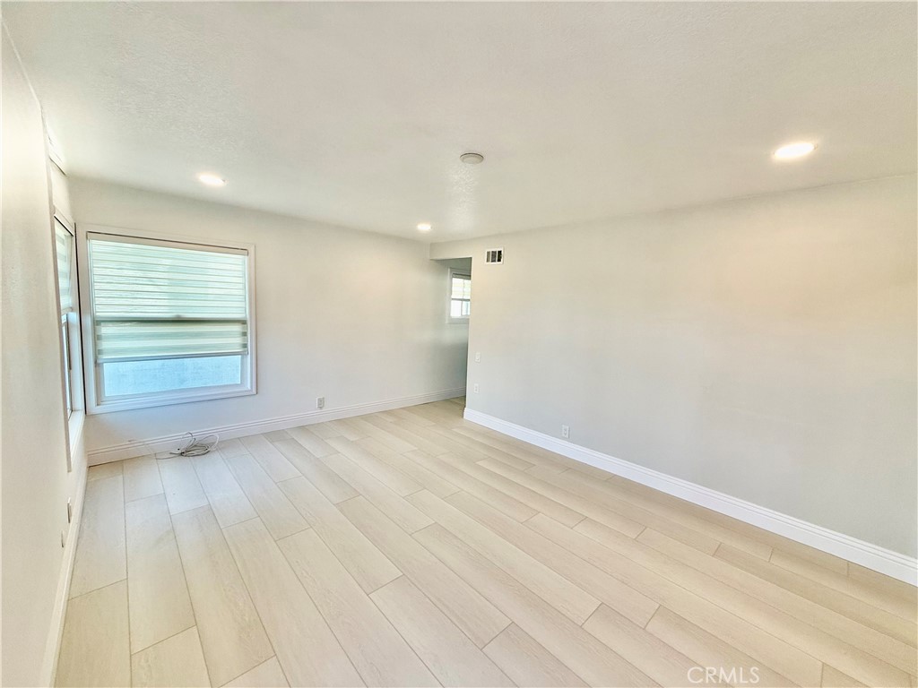 4082 Blackfin Avenue Property Photo 2