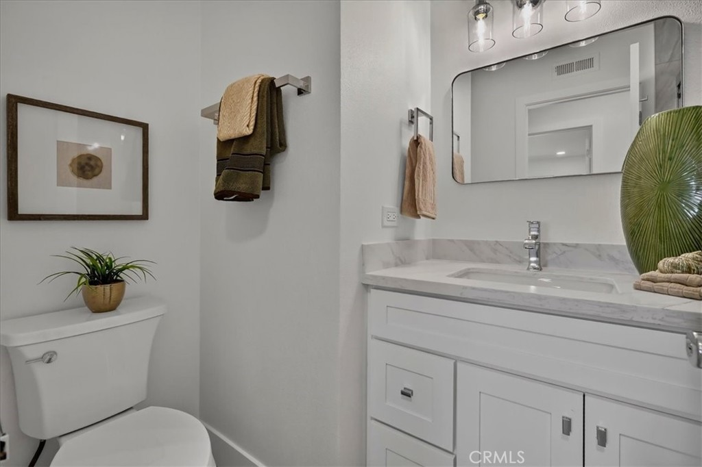 1022 Regis Way Property Photo 39