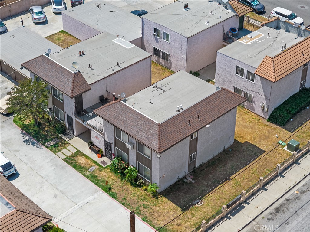 669 ,687,651 Weber St. Property Photo 33