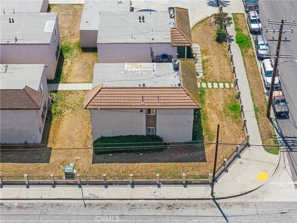 669 ,687,651 Weber St. Property Photo 35