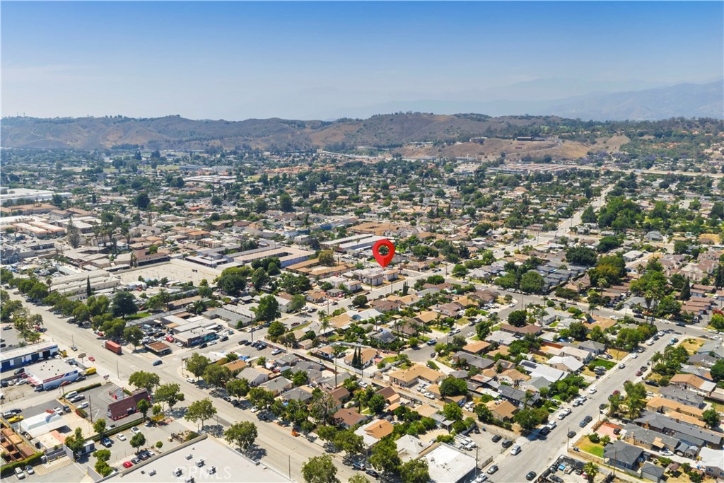 669 ,687,651 Weber St. Property Photo 37