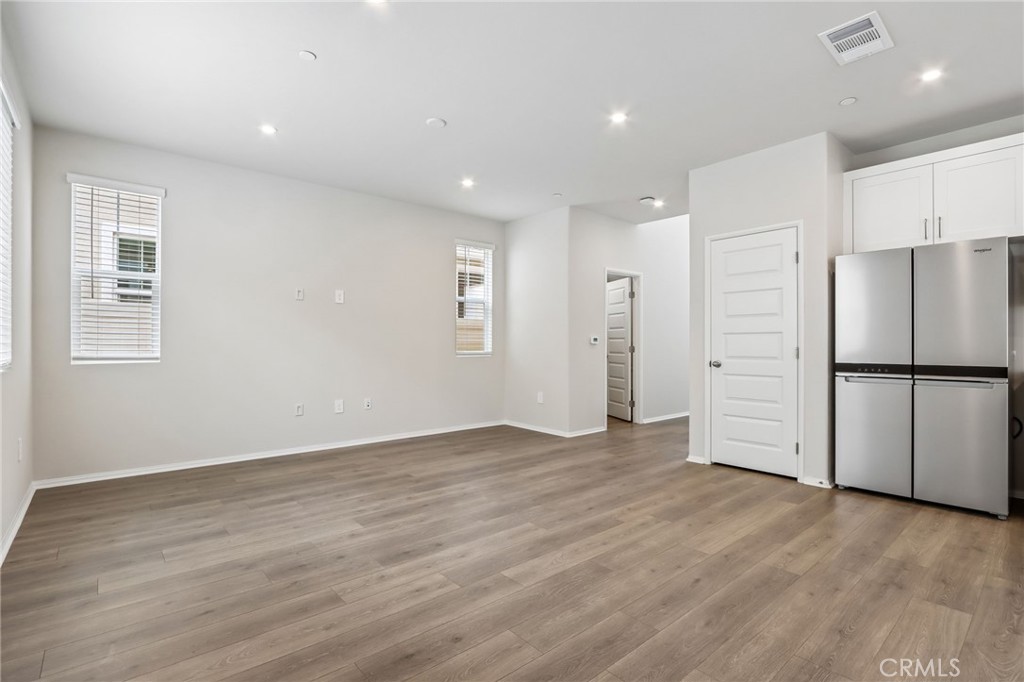 28225 Via Somantano Property Photo 7