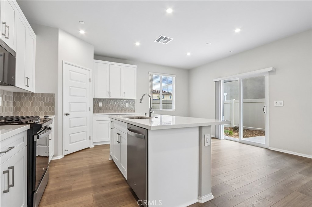 28225 Via Somantano Property Photo 9