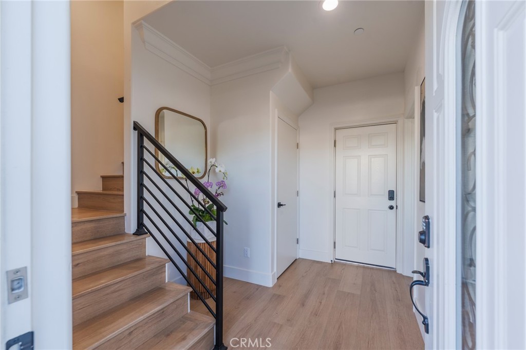 712 N Chestnut Avenue Property Photo 6