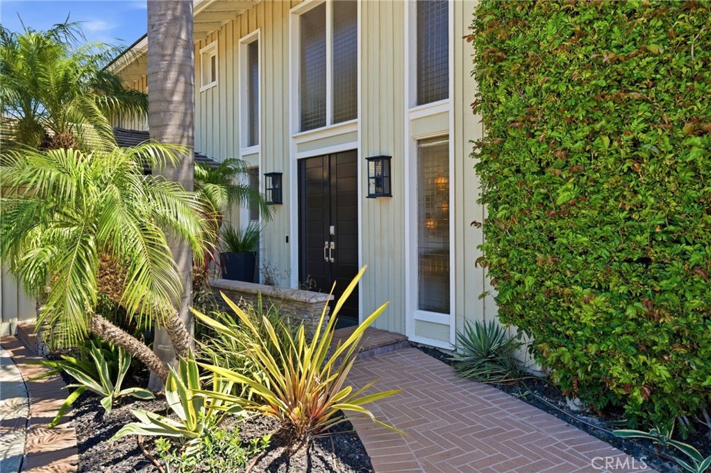 16642 Melville Circle Property Photo 7