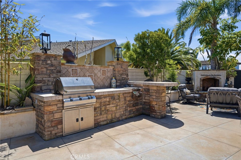 16642 Melville Circle Property Photo 15