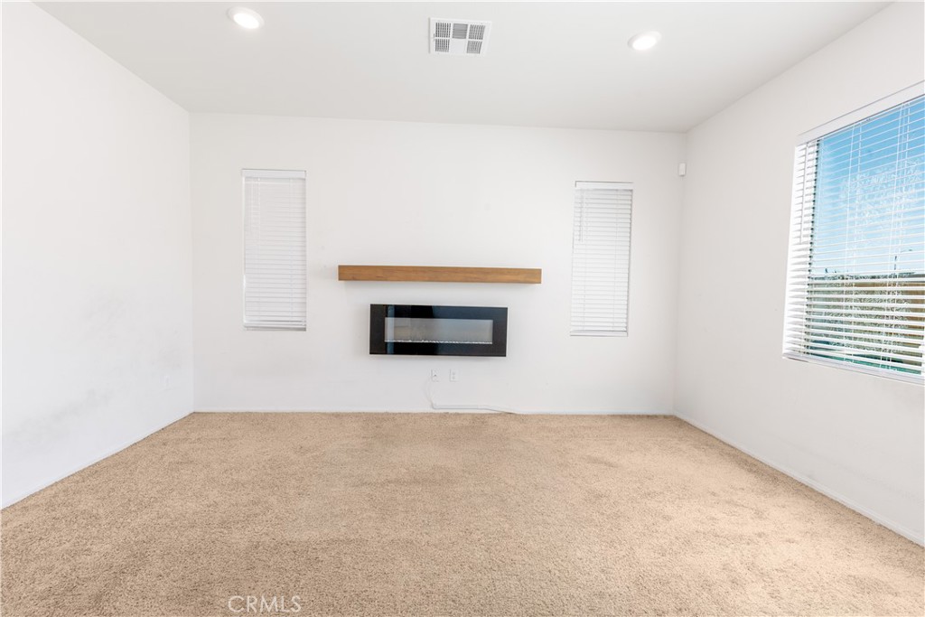 12479 Sunset Property Photo 8